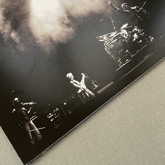 Dave Matthews Band official 2010 Tour Book, excellent condition - Picture 5 of 10